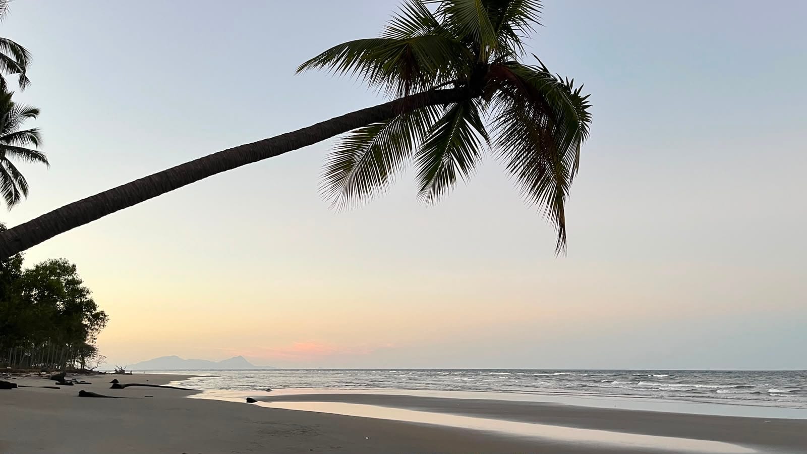 Pesona Pantai & Bahari